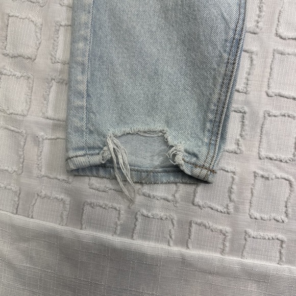 American Eagle Light Wash High Rise Skinny Strigid Mom Jeans sz 0 Distressed Rip - Picture 4 of 12